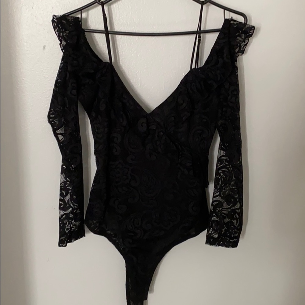Guess black bodysuit 🤍
